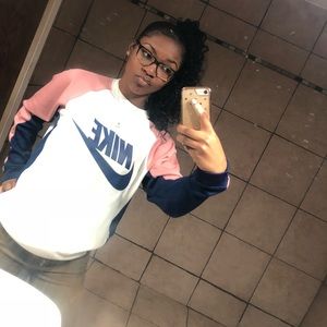 Meet your Posher, Taja